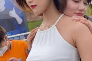 日本少妇水真的多还冒白浆，这是为什么呢？