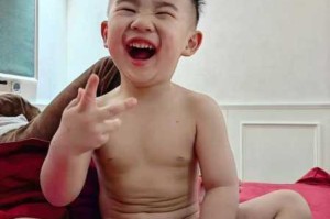 11 小男生 Gay 脱裤子网站是如何被发现的？