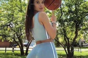 为什么 18 岁的欧美女孩能够满足你的性需求？