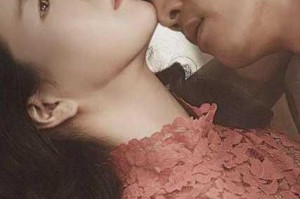 AV 电影在线，为什么看不了？如何解决？