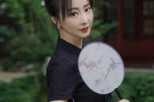 林静在公交车上是怎样伦流澡到高潮的？
