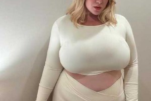 为什么欧美肥婆都喜欢 3OP 视频 69 式？