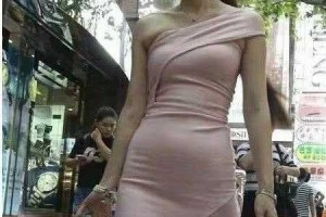 在公交车上 c 弄高 C 了怎么办？女性应该如何应对这种尴尬情况？