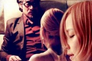 亚洲毛片为什么如此受欢迎？有什么危害吗？如何正确看待？