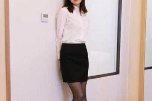 为什么找不到制服丝袜亚洲综合精品？如何获取制服丝袜亚洲综合精品？怎样找到制服丝袜亚洲综合精品资源？