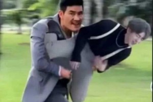 为什么男女生一起努力，坤坤却要生孩子？